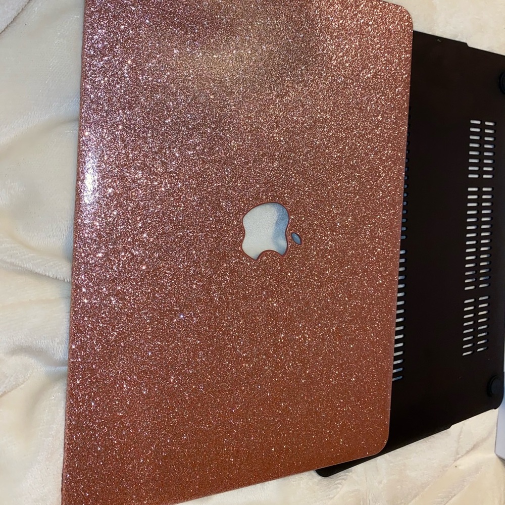Rose gold 13 inch Macbook Air case